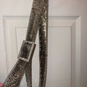 AKIRA Silver Rhinestone Belt